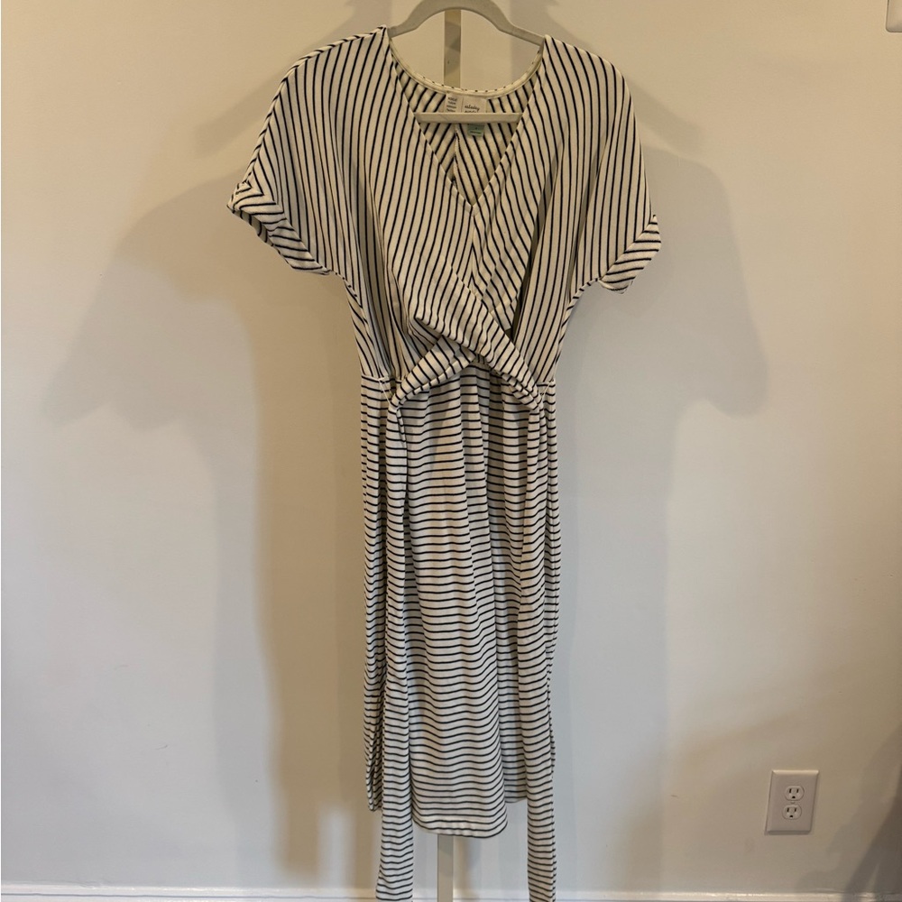 Anthropologie Navy and White V-Neck Wrap Midi Dress (Never Worn!)